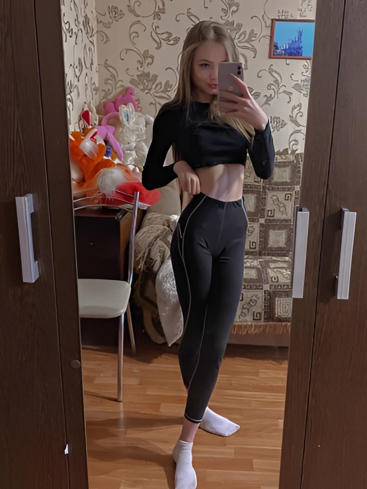 Леночка привлекальеная девушка из Лисок цена от 3000 руб