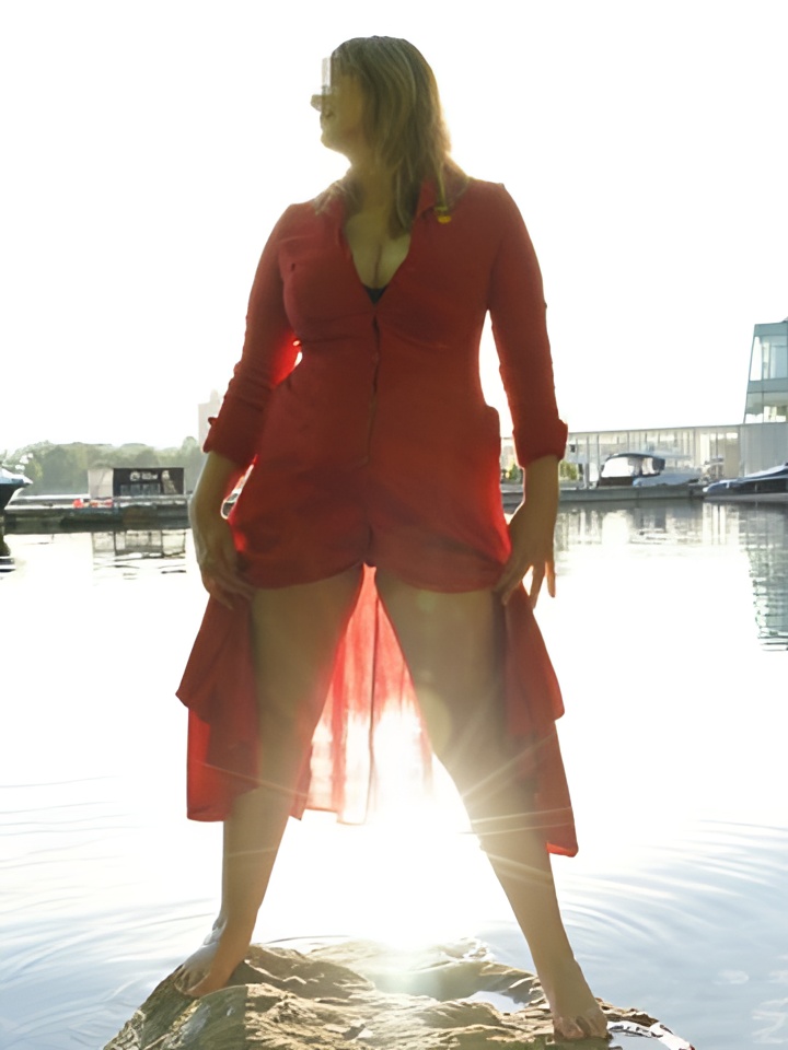 Летиция привлекальеная девушка из Лисок цена от 4000 руб