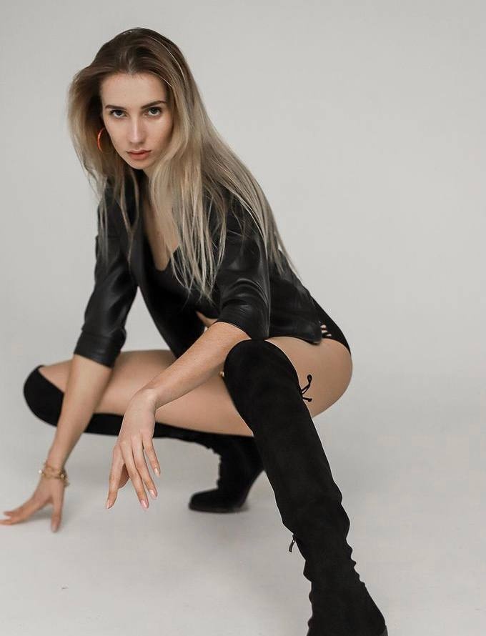 🎥 Антонина привлекальеная девушка из Лисок цена от 3000 руб