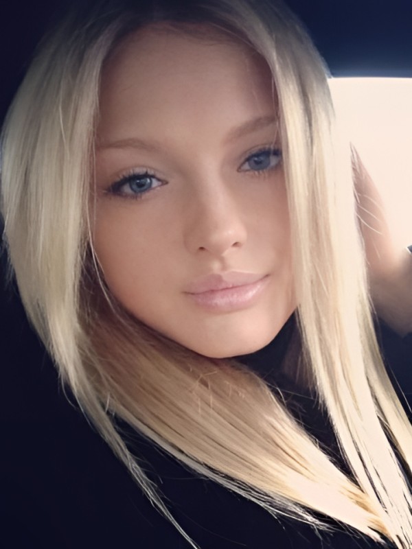 Ирина привлекательная девушка из Лисок цена от 3000 руб